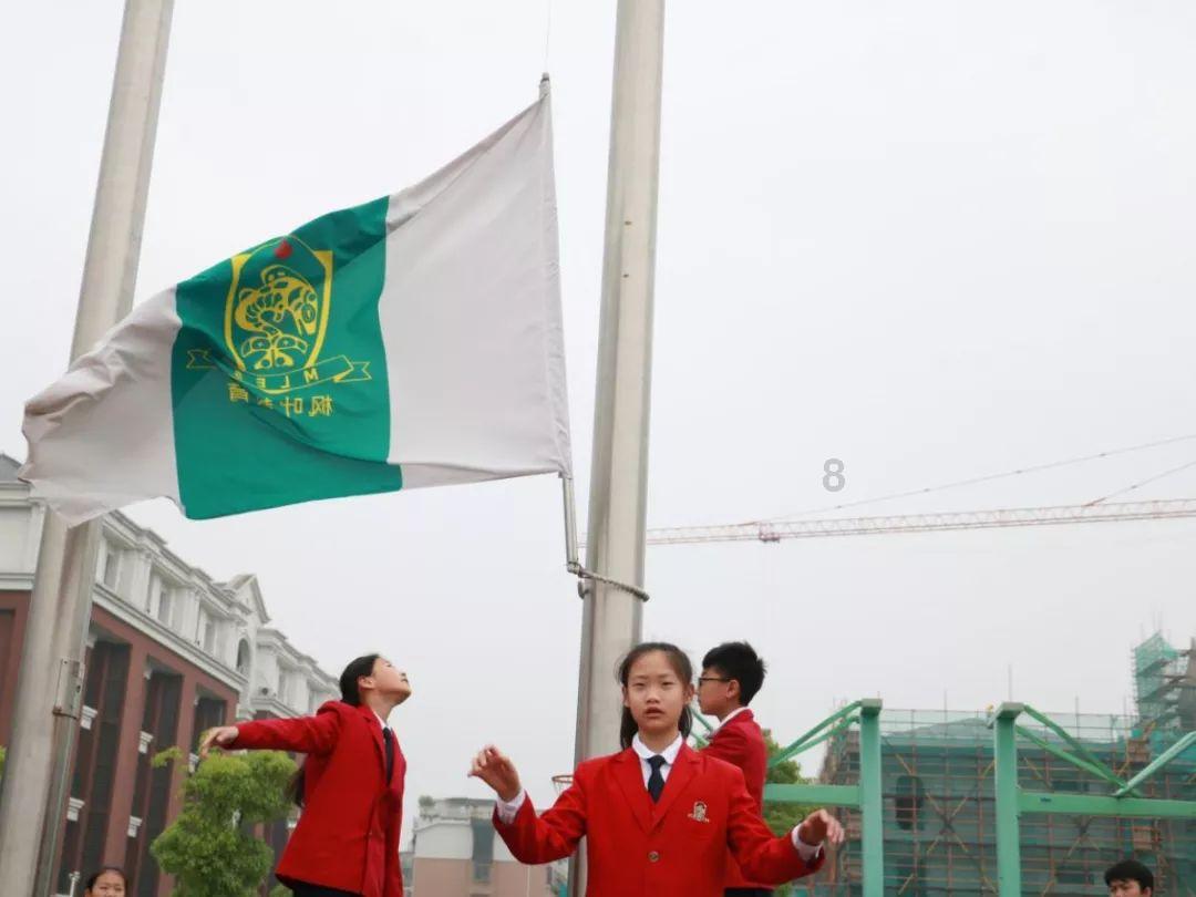 蜡笔小新兄妹春节大拜年